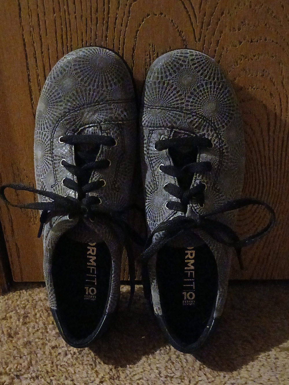 Womens Klogs Brand Genuine Leather Slip Resistant Shoes Size 8